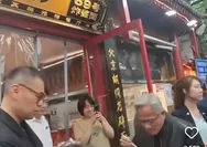 Bos Perusahaan Teknologi Nvidia Jensen Huang Kabur Dari Rombongan Donald Trump Untuk Menikmati Bakmi Legedaris di Beijing 