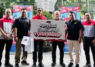 JNE Serahkan Motor Baru untuk Kurir Korban Begal, Wujud Kepedulian terhadap Pekerja Lapangan