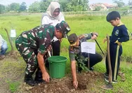 Aksi Nyata HUT ke-27 Kabar Priangan, Gandeng Dandim 0612/Tasikmalaya Tanam Pohon di SLBN Bungursari