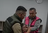Kejagung Ungkap Chat Lodewyk Pusung dengan Istri Jadi Bukti Elektronik Kasus Korupsi MBG