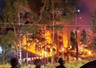 11 Kantor Pemkab Puncak Dibakar Massa, Polisi Ungkap Awal Kericuhan soal Dana Desa