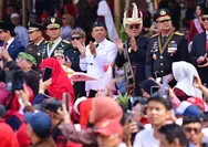 HUT ke-81 Kemerdekaan RI di Gedung Sate, Dedi Mulyadi Soroti 80 Ribu Warga Jabar Belum Teraliri Listrik
