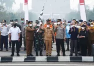 Pelepasan Damkar Kalteng Disorot di Tengah Karhutla, Seremoni Gubernur Agustiar Picu Kritik Publik