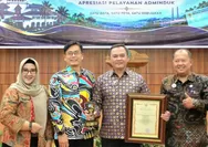 Ciamis Borong 2 Penghargaan dalam Sehari, Herdiat Bawa Pulang Prestasi Digitalisasi dan Pelayanan Adminduk