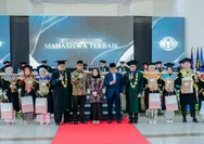 Wisuda STIKes Muhammadiyah Ciamis, 235 Lulusan Dikukuhkan dan 81 Ners Diambil Sumpah Profesi