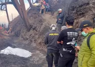 Karhutla Bromo Tewaskan Empat Orang, Asap Pekat dan Angin Berubah Arah Bikin Tim Terjebak