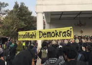 Demo Dua Tahun Prabowo-Gibran di Yogyakarta Ricuh, Enam Mahasiswa Terluka dan Polisi Amankan Sejumlah Orang