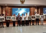 Pemkab Bateng dan Desa Perlang Memperoleh PARITRANA Awards 2023 Tingkat Provinsi dari BPJS Ketenagakerjaan