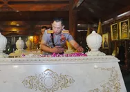 Jelang Hari Bhayangkara ke 80, Kapolri Ziarah ke Makam Presiden Soeharto di Astana Giribangun