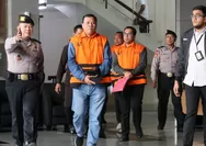 KPK Tetapkan Bupati Kuansing, Sekda dan Direktur Swasta sebagai Tersangka Suap Jabatan