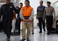 Diduga Korupsi Proyek Rp17,9 Miliar, Bupati Lombok Barat dan Dua Direktur Ditahan KPK