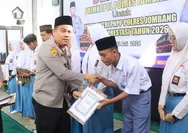 Kapolres Jombang Serahkan Beasiswa untuk 29 Putra-Putri Personel Polri Berprestasi