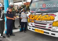 Dishub Jombang Imbau Pemilik Kendaraan Rutin Uji KIR, 9 Truk Ditilang Saat Operasi Gabungan