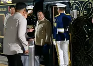 Prabowo Jajal KA Nusantara Explorer dari Batang ke Jakarta, Sapa Hangat Warga