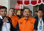 KPK Tahan Bupati Pemalang dan Tiga Tersangka Lain, Diduga Lakukan Pemerasan hingga Libatkan Oknum Internal