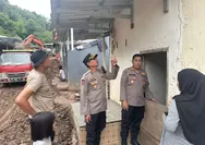 Polres Enrekang Kunjungi Rumah Personel yang Tedampak Banjir