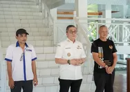 Siap Berlaga di Makassar, Wabup Barru Lepas Kontingen Futsal Pra Porprov