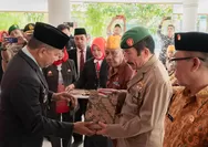 BAZNAS Bulukumba Bagikan 150 Bingkisan untuk Veteran, Janda Veteran, Warakawuri dan Wredhatama