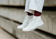 6 Sepatu Pria Casual Terbaru 2025, Nyaman Dipakai dan Stylish Acara Santai atau Formal