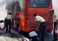 Viral Aksi Spontan Satpam BRI yang Sigap Padamkan Kebakaran Minibus di Ajibarang Banyumas