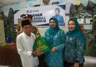TP PKK Kepri Serahkan Bantuan Sembako pada 500 Warga Terserang Malaria di Kampung Tanjungsebauk