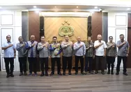 Hadapi Hoaks Dan Konten Berbahaya, Polda Kepri dan KPID Perkuat Kerja Sama Pengawasan Informasi