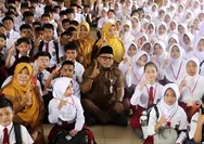 Gerakan Ayah Mengantar Anak, Lis Darmansyah: Bentuk Perhatian Nyata bagi Pendidikan Anak