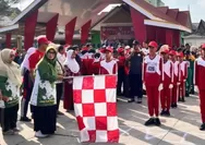 ​Langkah Mantap Siswa MIN 1 Karimun, Mengukir Mental Juara Lewat Lomba Gerak Jalan HUT ke-81 RI