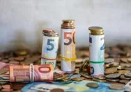 Tips Memilih Aplikasi Investasi Legal, Jangan Sampai Cuan Kamu Amblas di Tangan Robot Trading Palsu!