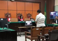 Askiman Bebas dari Seluruh Dakwaan Korupsi Hibah GKE Petra, Hakim Perintahkan Pulihkan Nama Baiknya