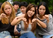 Remaja Pubertas: Tantangan dan Strategi Menghadapi Perubahan Fisik, Emosi, dan Sosial