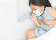Mulai Merebak! Pneumonia Misterius Apakah Menular? Ketahui Cara Penularan Penyakit Ini Pada Anak