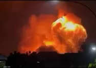 Kebakaran Melanda Gudang Bahan Peledak Perbatasan Bogor Dan Bekasi, Jawa Barat