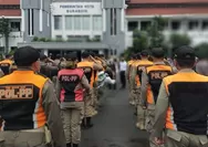 Pesta Miras di Sekitar Kuburan saat Bulan Ramadhan, 3 Anak Dijaring Satpol PP Surabaya