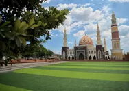 Telan Dana hingga Rp18 Miliar, Ridwan Kamil Berhasil Sulap Alun-alun Majalengka Bak Taj Mahal di India