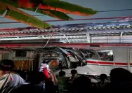 Tabrakan KA di Bekasi Timur Tewaskan 14 Orang, Puluhan Luka