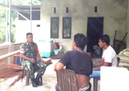 Bangun Jaring Komonikasi Yang Baik, Babinsa Sertu Samuel Bawala Komsos di Wilayah Binaan