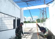 Babinsa Kelurahan Melonguane Serda Jenri Thomas Laksanakan Kerja Pengawasan untuk Pembangunan KDKMP Merah Putih di Kelurahan Melonguane