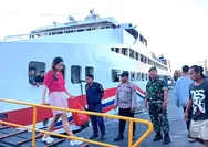 Pastikan Kegiatan Bongkar Muat Aman dan Lancar Babinsa koramil 1312- 02/lirung laksanakan Pemantauan penumpang kapal