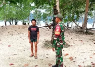 Babinsa Laksanakan Komunikasi Sosial Bersama Masyarakat Pesisir