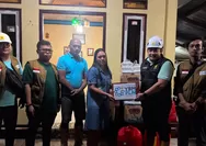 Semangat HUT ke-81 RI, YBM PLN Penyalur Bantuan Bagi Korban Banjir dan Longsor di Tamako