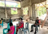Babinsa Koramil 1312-03/Beo Melaksanakan Ibadah Bersama Jemaat Germita Galilea Taroha