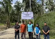 Buka Akses dan Tumbuhkan Ekonomi Desa Ambara: PLN UP3 Gorontalo Salurkan Bantuan Pembangunan Jalan Usaha Tani