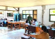 Babinsa Dampingi Pemeriksaan Kesehatan Gratis Bagi Siswa Siswi SMP Negeri 1 Nanusa, Dukung Pragran Kesehatan Nasional Deteksi Dini