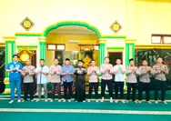 Perkuat Iman dan Integritas, Kapolres Talaud Pimpin Binrohtal Personel di Masjid Agung Jabal Rahmah