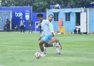 Bukan Gelar Top Skor, Striker Persib Andrew Jung Ungkap Misi Penting di Super League