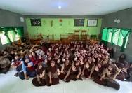 MENTARI KKN PK 69 Unhas Ajak Remaja Tellu Boccoe Siapkan Masa Depan, Cegah Pernikahan Dini dan Stunting