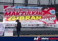 Dua Tahun Prabowo-Gibran, Baliho Desakan Pemakzulan Gibran Terbentang di DPR
