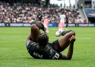 Selain Ismaël Koné, Ini adalah Pemain Bola Lain yang Pernah Kena Cedera Horor Patah Tulang Kaki 