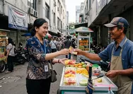 Timeline Uang Indonesia Dari 1945 sampai Sekarang. Uang Indonesia Pernah Digunting. Literally!